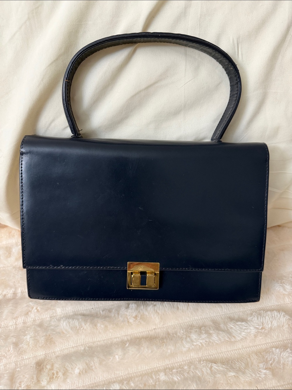 TANO Classic black Leather Top-Handle Bag. Made in Spain